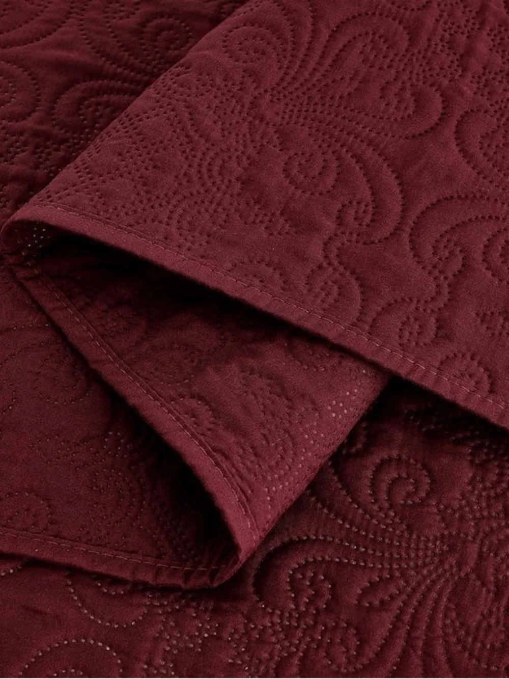Queen 3 piece Quilted Bedspread Set in Deep Burgundy